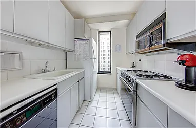Rented by (Legacy) Elegran