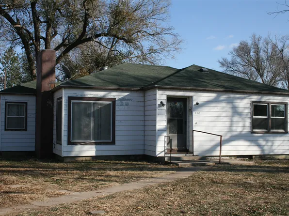 410 S Inman St, Sublette, KS 67877