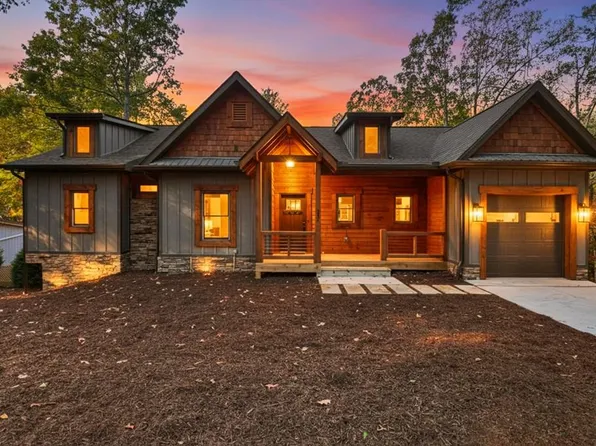 382 Pocaset Dr, Ellijay, GA 30540