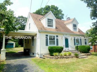 3223 Lawndale Rd, Roanoke, VA 24018