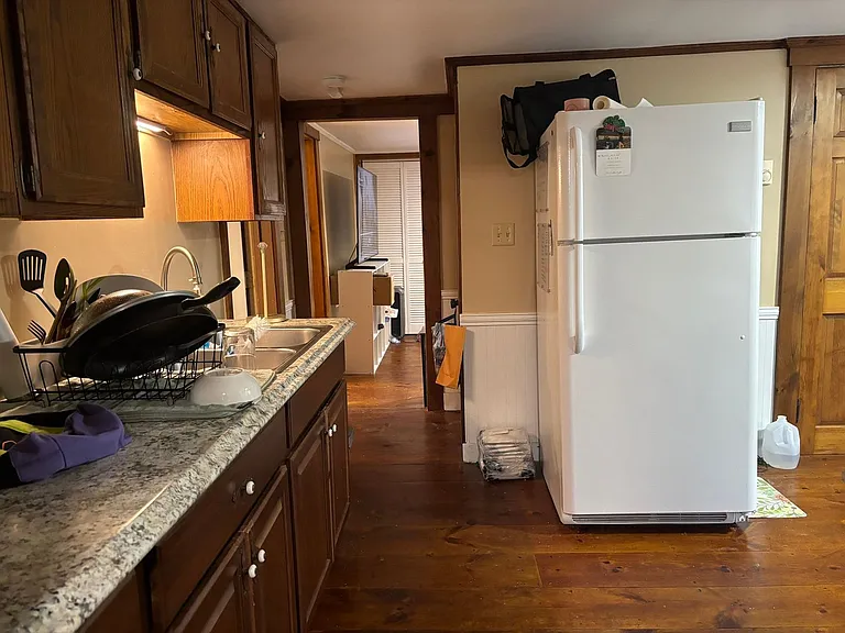41 Union St — Photo 9