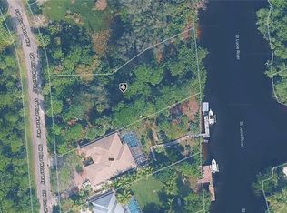 1095 SW Blue Water Way, Stuart, FL 34997