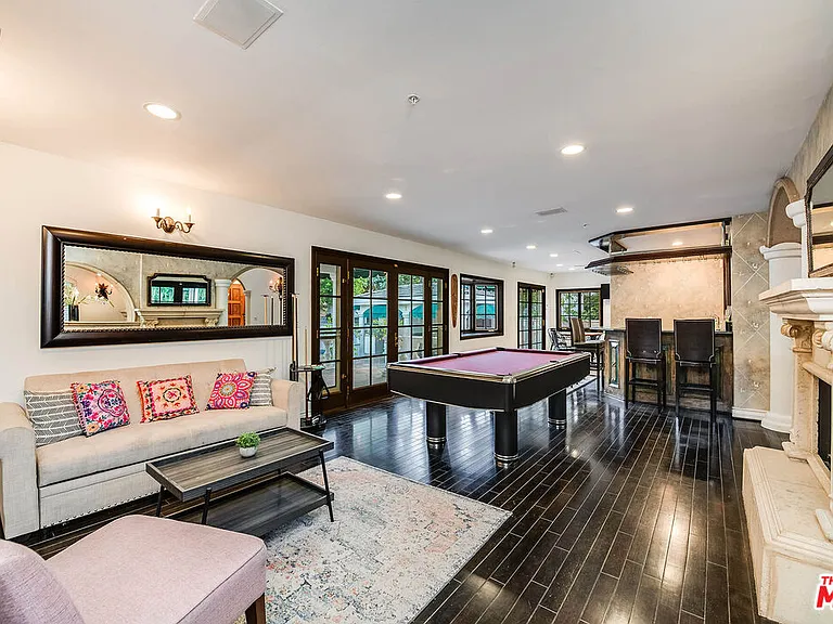 4063 Benedict Canyon Dr — Photo 14