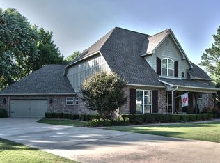 152 Chantilly Ave, Springdale, AR 72764