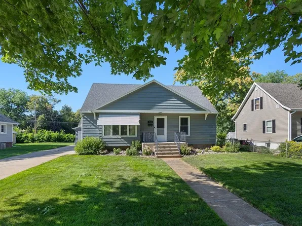 1610 6th St, Columbus, NE 68601