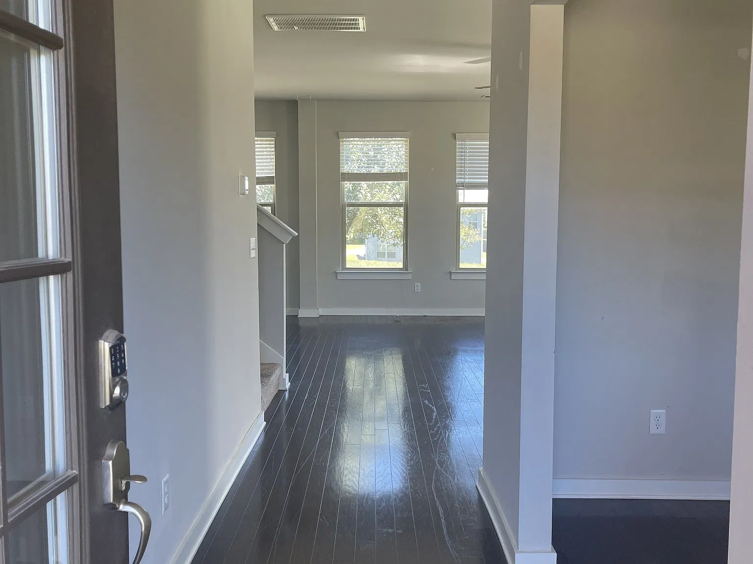 3037 Commonwealth Drive - 1 — Photo 2