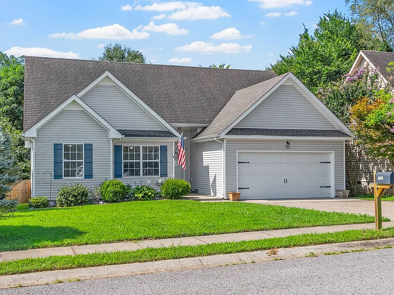 1092 Bobcat Dr — Photo 4