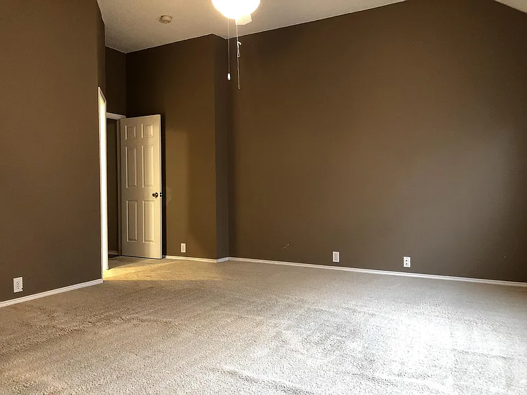 4712 Bull Run Dr — Photo 12