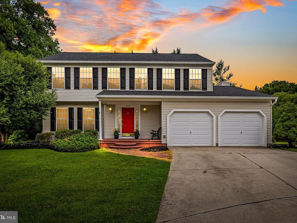 1st image of 1210 Maple Leaf Ct