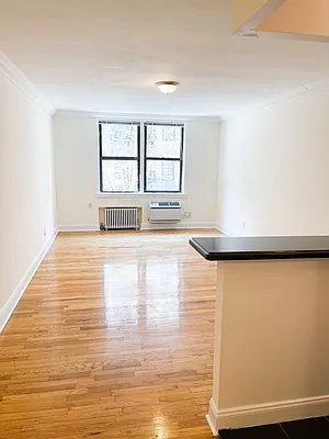 Rented by Urban Real Estate Inc | media 2