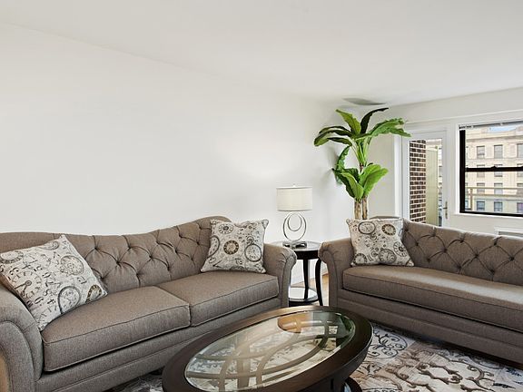 The Grand - Living Room 2 - F Line