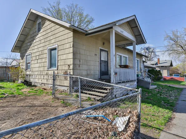 2007 N Wall St, Spokane, WA 99205