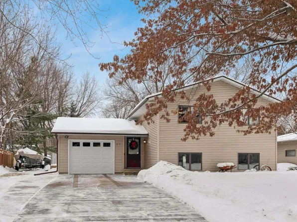 505 Nelson Ct, Northfield, MN 55057