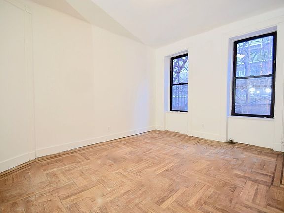 3rd image of 221 E 88th St Frnt 2