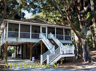 816 Dawhoo St, Edisto Island, SC 29438