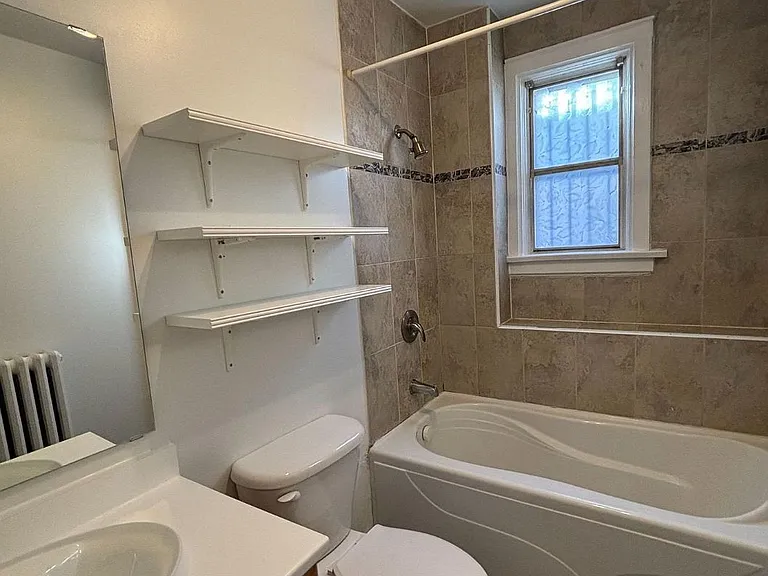 1616A Bloor St W #A — Photo 6