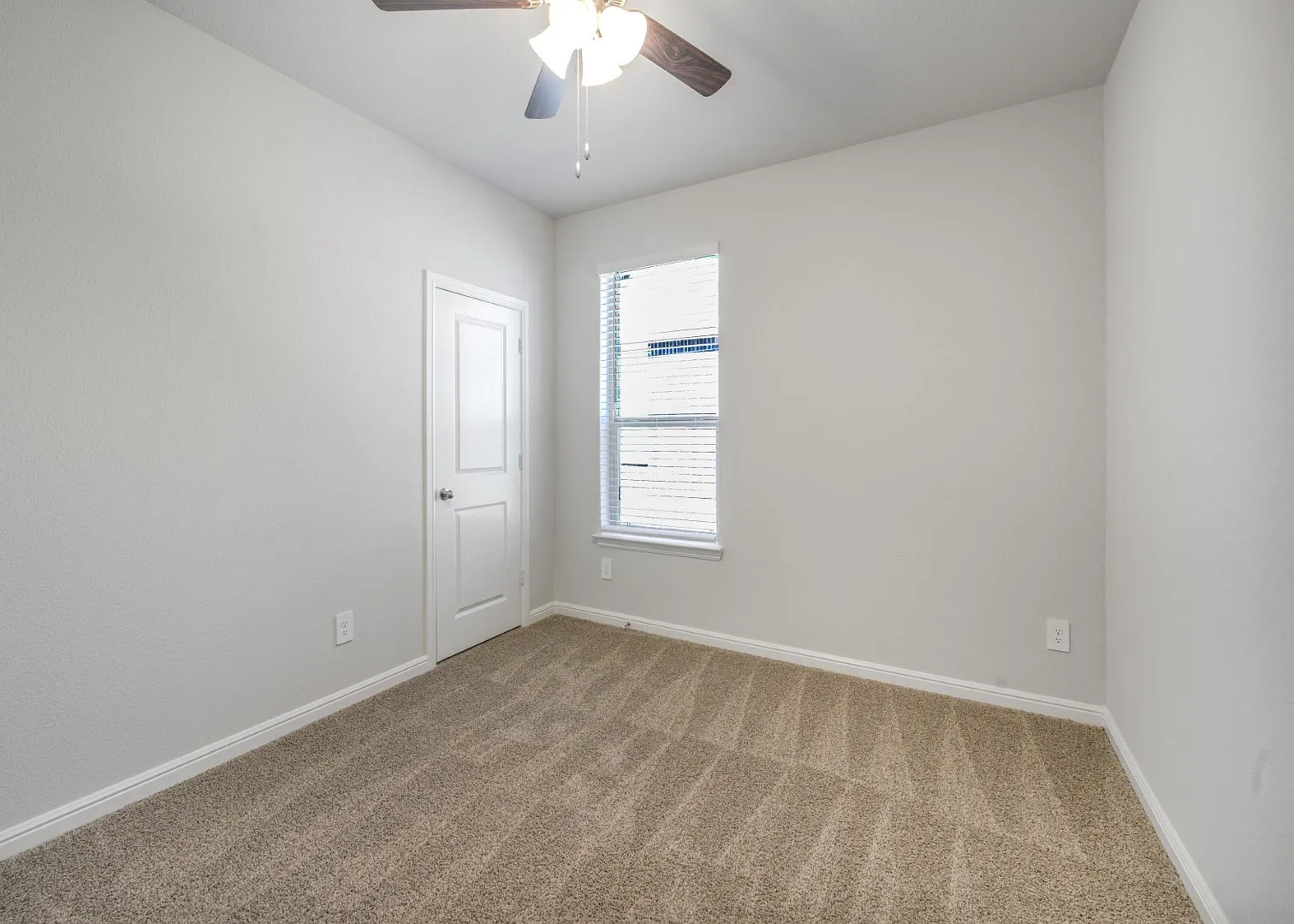 198 Bay Meadows Lane — Photo 4