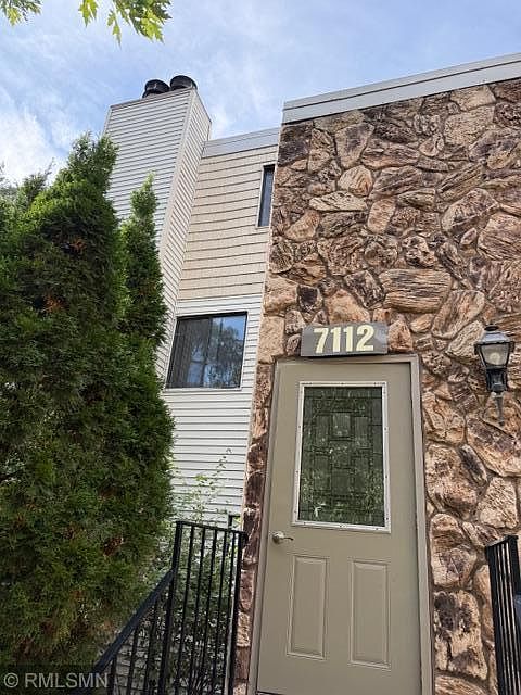 7112 72nd Ln N APT 259, Brooklyn Park, MN 55428 | Zillow