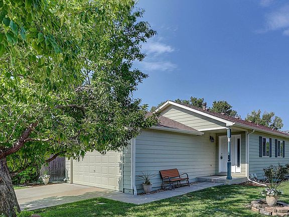 2nd image of 346 Wadsworth Cir