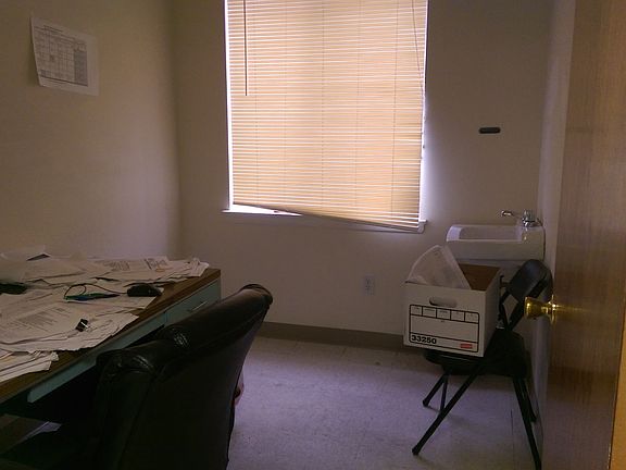 4th image of 2511 Bedford Ave