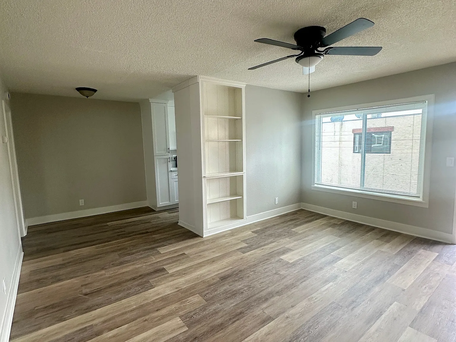 1 bed, 662 sqft, $1,950 — Photo 2