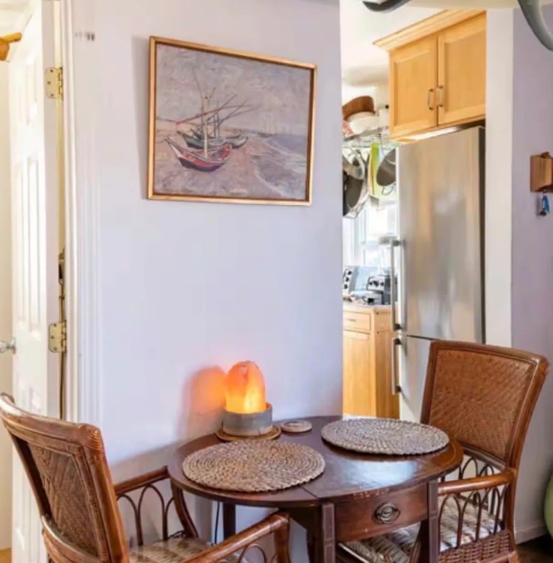 2 bed, 600 sqft, $3,950 — Photo 4