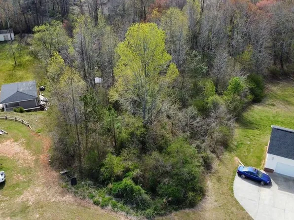 11 McCoy Cir, Gaffney, SC 29341