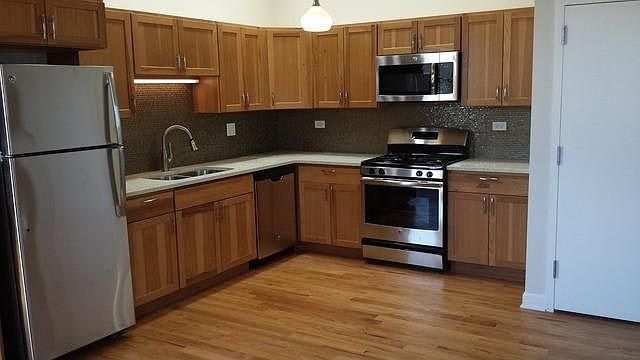1st image of 5413 N Clark Street # Fl 2nd