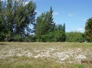 3002 SW 4th Pl, Cape Coral, FL 33914