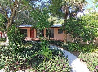 22 N Ridgeview Rd, Sewalls Pt, FL 34996