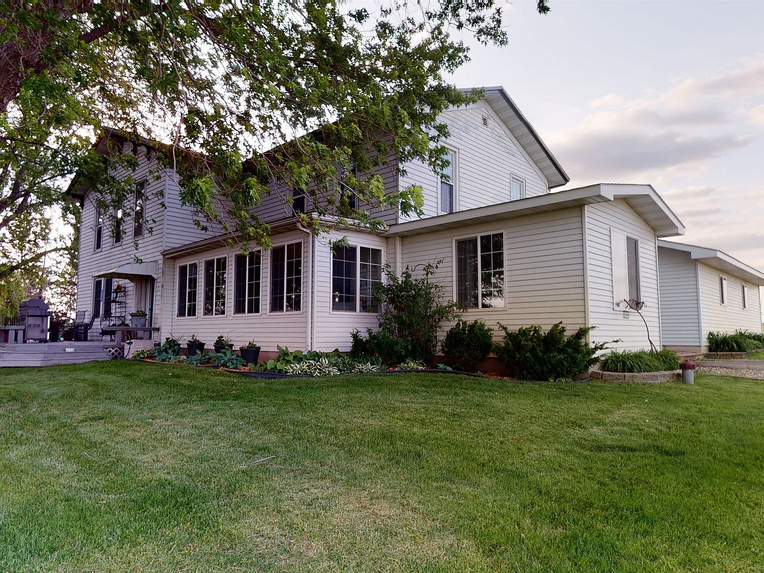 6457 180th St, Schaller, IA 51053 Zillow