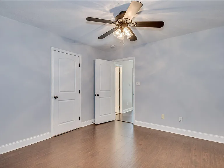 317 Buxton Ln — Photo 30