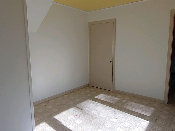 5th image of 2494 Chris Ave