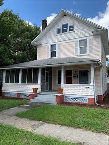 528 N Florida Ave, Deland, FL, 32720