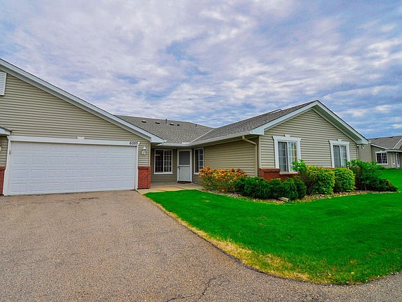 2nd image of 6055 Pond View Dr