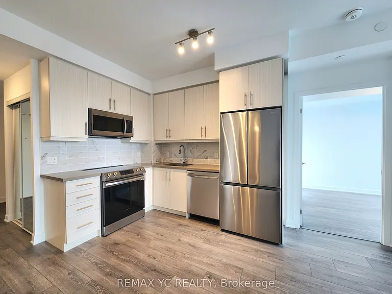 95 Oneida Cres #1407 — Photo 6