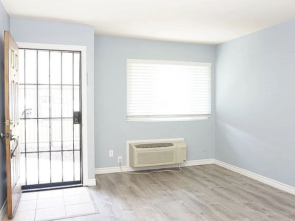 2nd image of 1825 Bayview Heights Dr Unit 95
