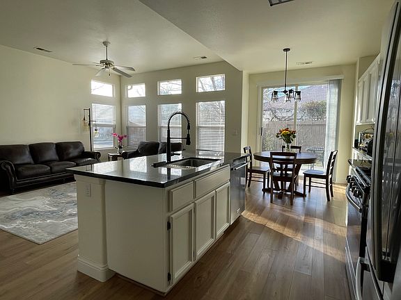 5th image of 1705 Comanche Moon Ct