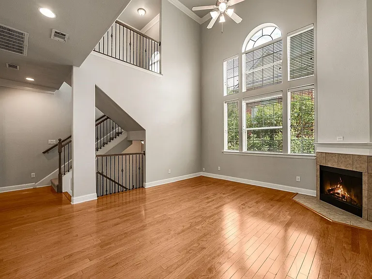 5836 La Vista Dr — Photo 16