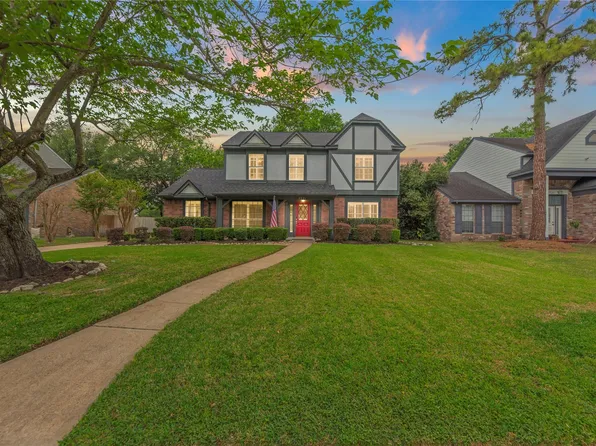 8931 Crazy Horse Trl, Houston, TX 77064