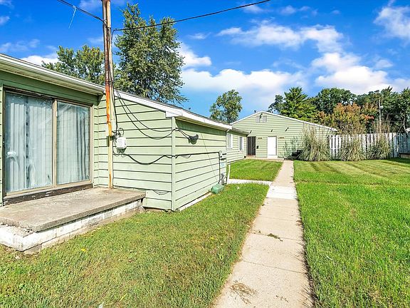 3rd image of 946 Vincent Ct #10840c09b