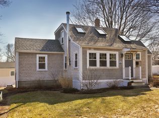 33 Elmira Ave, Newburyport, MA 01950