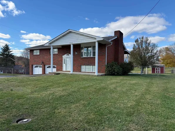 2313 5th St, Flatwoods, KY 41139