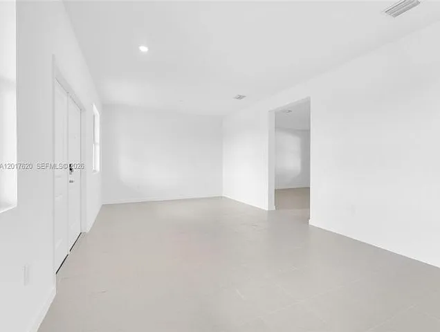 27232 SW 159th Ave — Photo 14