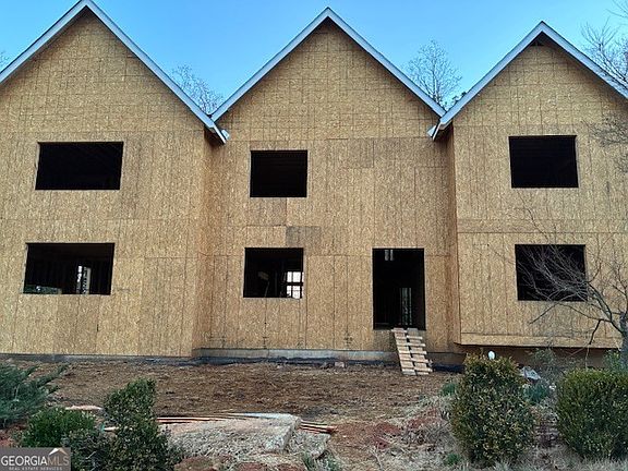 2nd image of 2666 Sheila Ln
