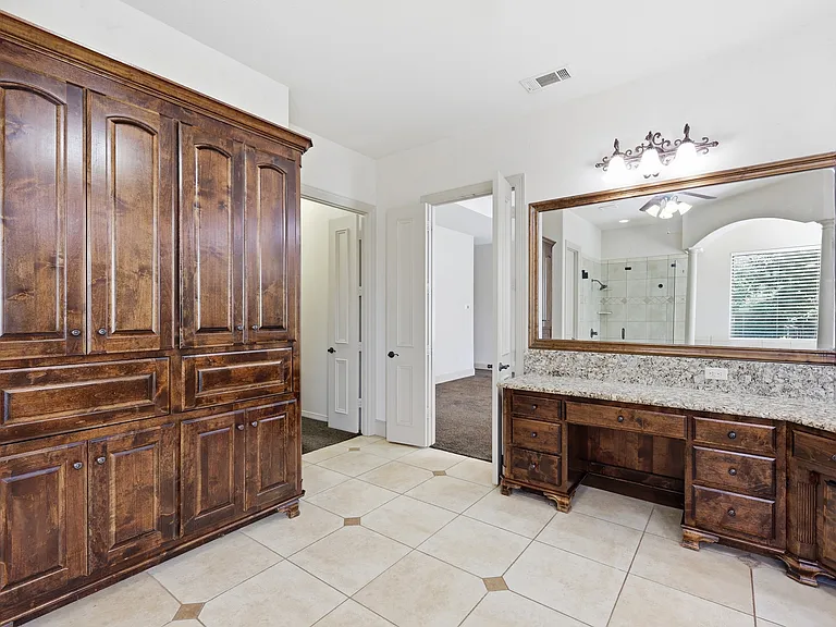 1453 Whitley Rd — Photo 30