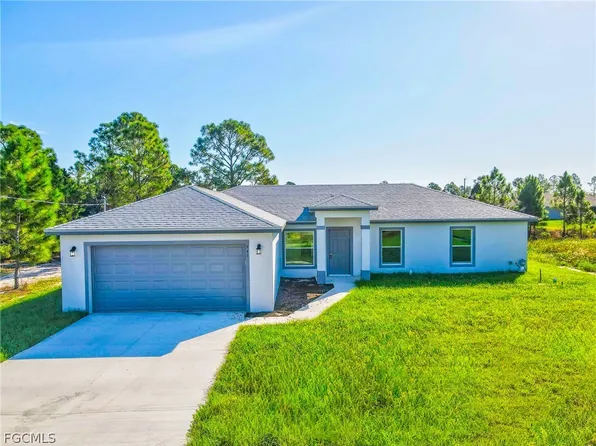 1246 Ecclesia St E, Lehigh Acres, FL 33974