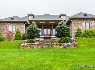 23 McIntyre Dr, Asheville, NC 28803