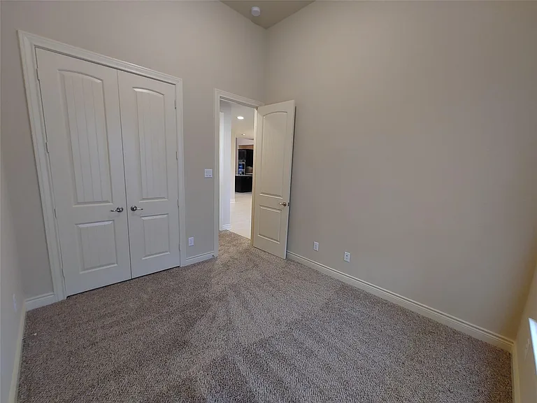 9014 Meacom Dr — Photo 24