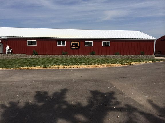 Main barn 